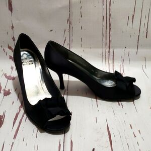 Stuart Weitzman black satin open open toe with ruffle bow high heels size 8.5